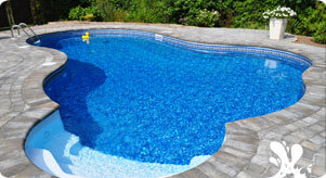 In-ground pool opening and closing service