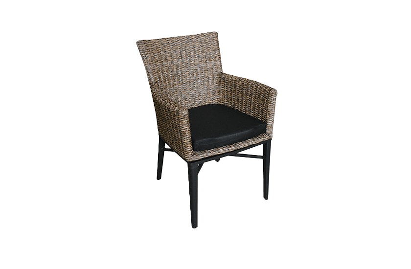 Fauteuil Sophia en aluminium noir et rotin naturel
